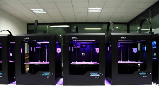 картинка 3D принтер ZORTRAX M200 Интернет-магазин «3DTool»